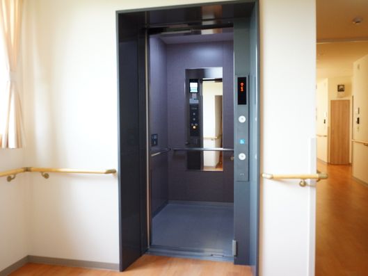 エレベーター