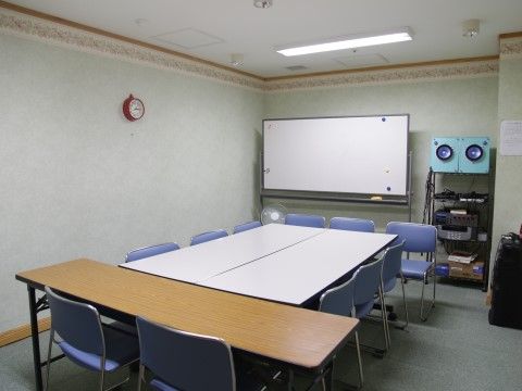 「フェリスヴィラ東茨戸」会議室。定期的にスタッフで集まって会議等をされる場所です。