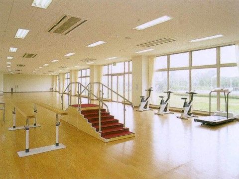 明るい機能訓練室