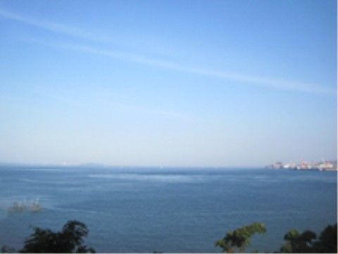 長府ケアハウスの周辺環境。豊かな自然環境に囲まれた心地の良い、ゆっくりとした穏やかな日々をお送りいただけます。