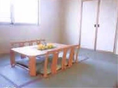 「はなのみち楽楽館」和室