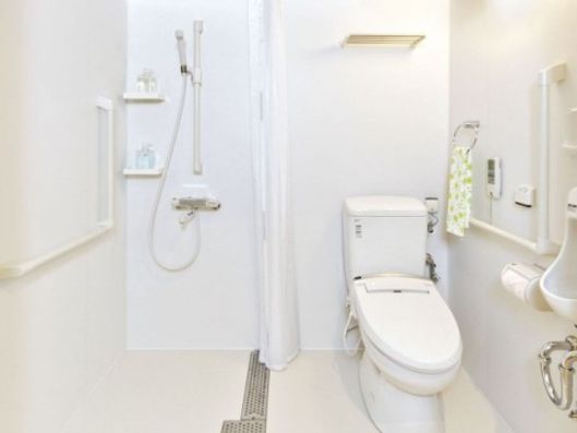 シャワートイレ