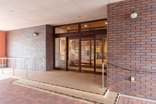 外観エントランス