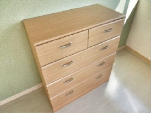 グループホーム れんげハウスのチェスト。居室内には収納スペースがございます。紛失等も防止出来ますので是非ご利用ください。