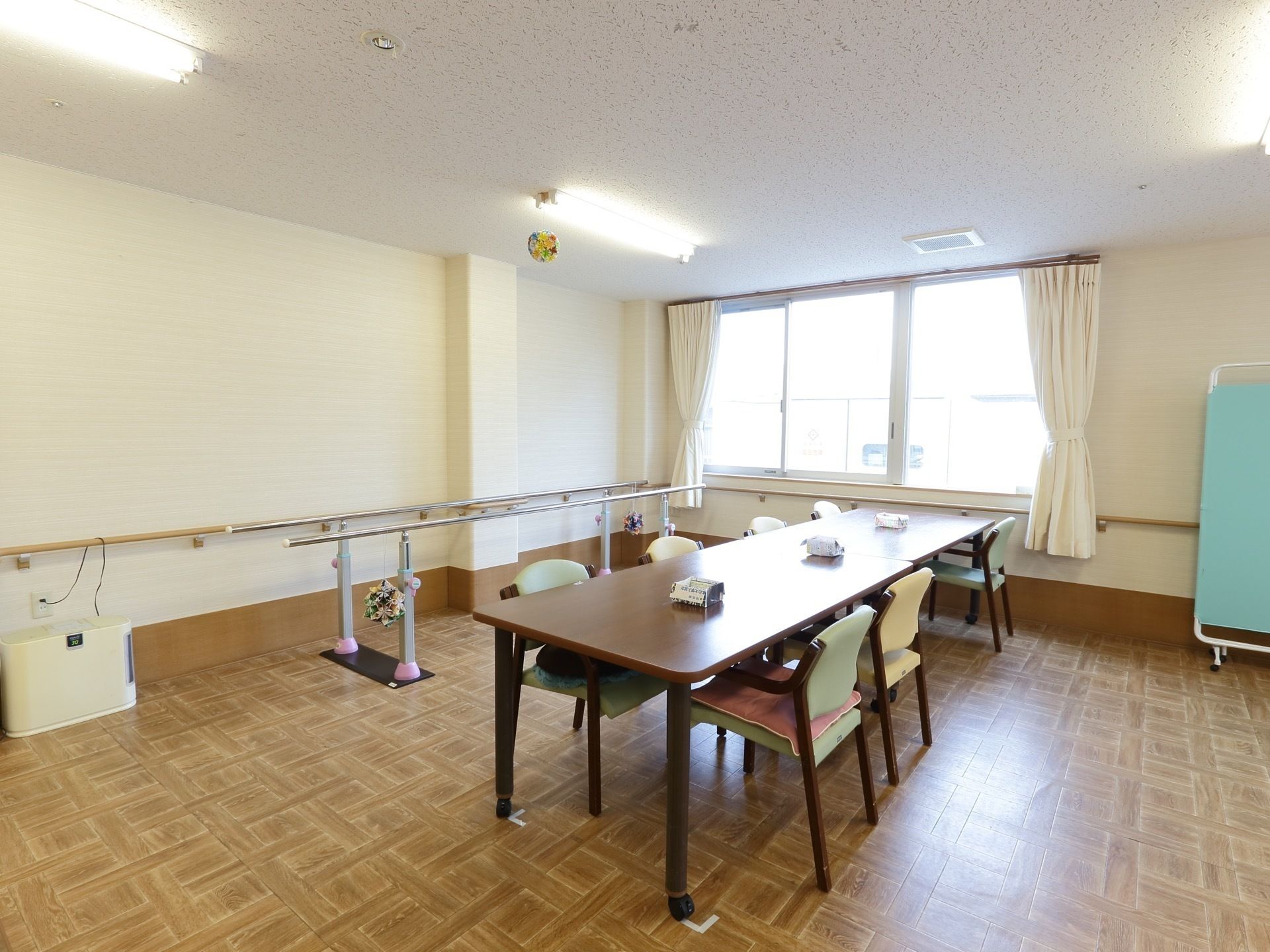 多目的に使える広々とした部屋