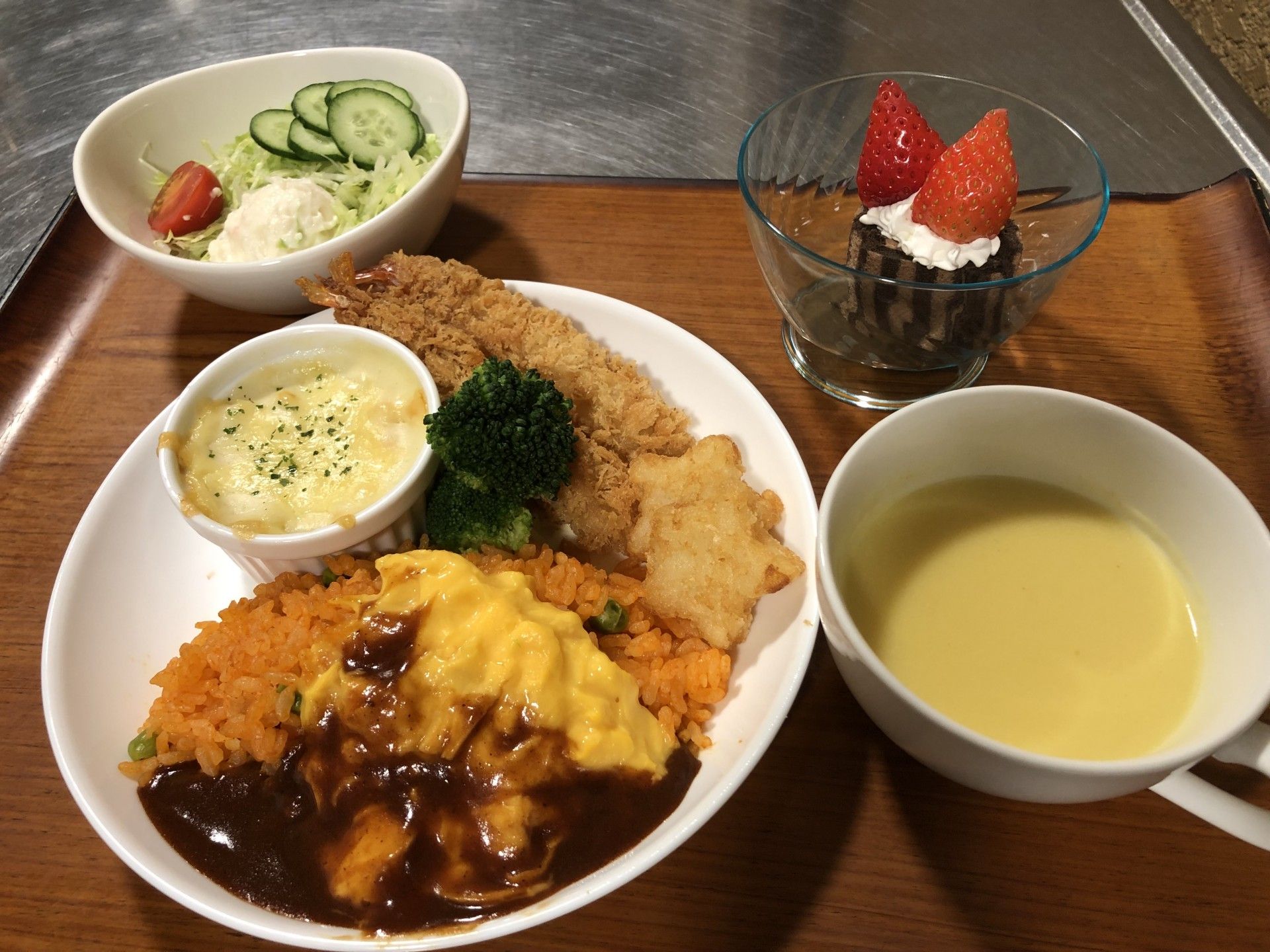 栄養満点の食事風景