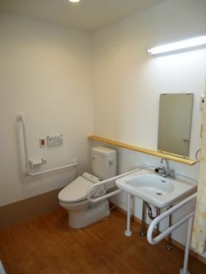 共有トイレ
