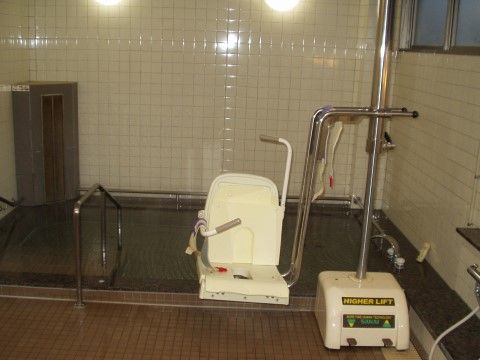「らいふつくば花畑」の大浴場。溜まった疲労を癒せる大浴場は、人工温泉を完備している。