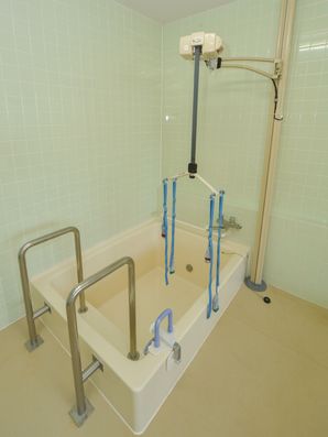 機械浴のある大浴場