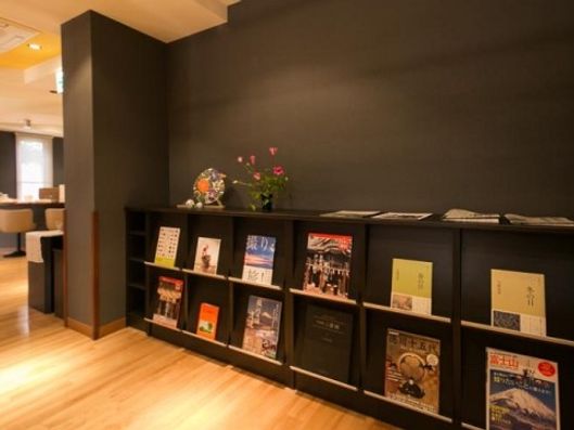 ライブラリコーナー
