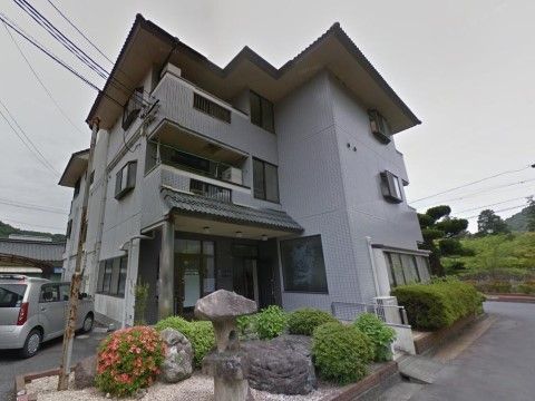 「ヴィラ吉香」の外観2。一軒家のご自宅のような雰囲気の建物です。