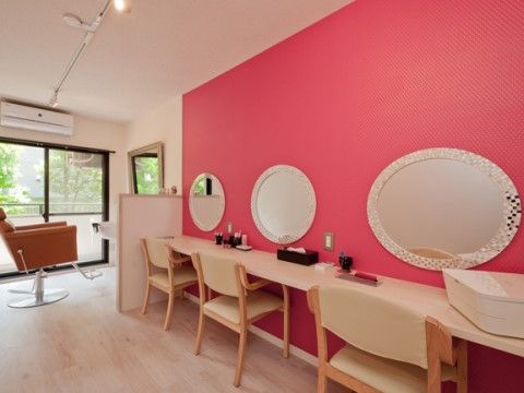 ドレミハウス世田谷のサロン。日々の生活により彩りを与える美容サービスのご用意がございます。お気軽にご利用ください。