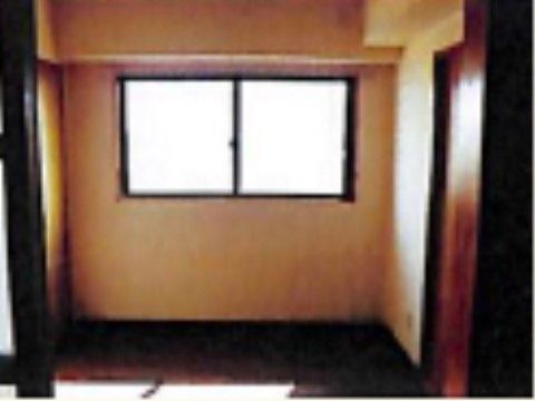 「高齢者専用賃貸住宅 そよの里」の居室。おひとりの時間もお楽しみいただけます。