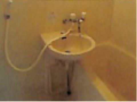 「高齢者専用賃貸住宅 そよの里」の浴室。各お部屋にユニットバスが設置されている。
