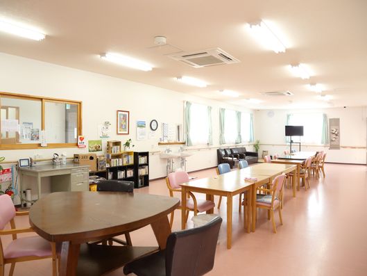 衛生面に配慮した食堂