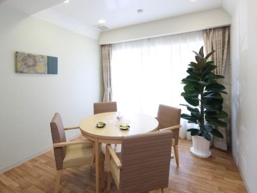 1F 談話スペース