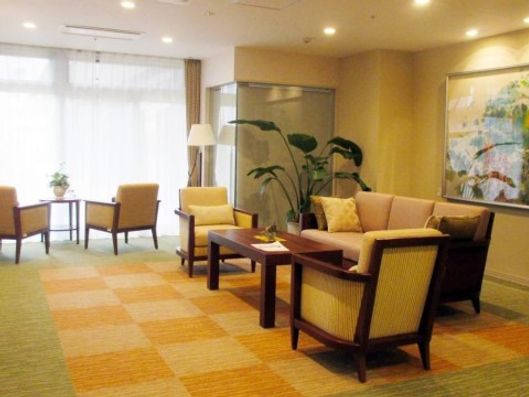 1F エントランスラウンジ