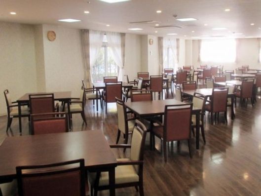 1F ダイニングルーム兼機能訓練室