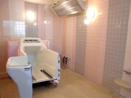 機械浴室（車椅子対応）