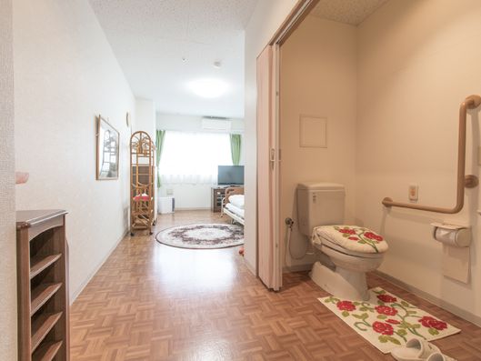 入口から見た部屋