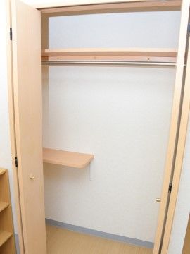 「さわやか花美館」収納。居室には収納をご用意しています。