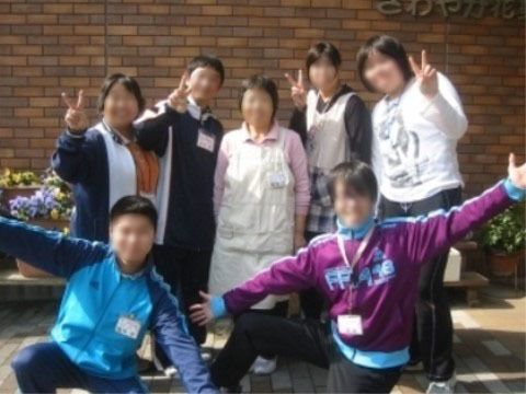 「さわやか花美弐番館」スタッフ。優秀な人材が揃っています。