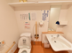 清潔で機能的なトイレスペース