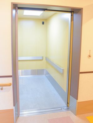 安全快適なエレベーター