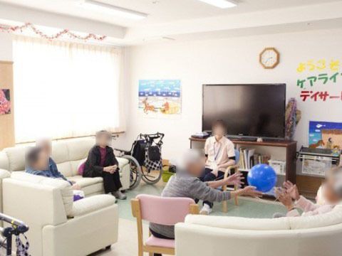 ケアライフ上白水の日常。多くの入居者様と仲良く、親睦を深めていただけるイベント・レクリエーションのご用意がございます。