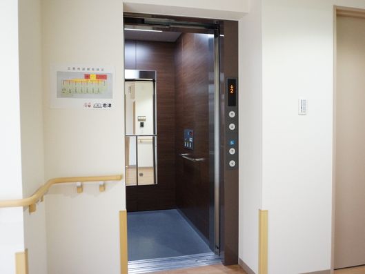 エレベーター