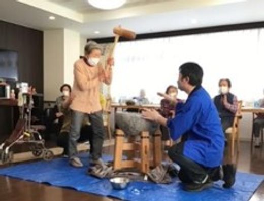 季節イベント（餅つき大会）