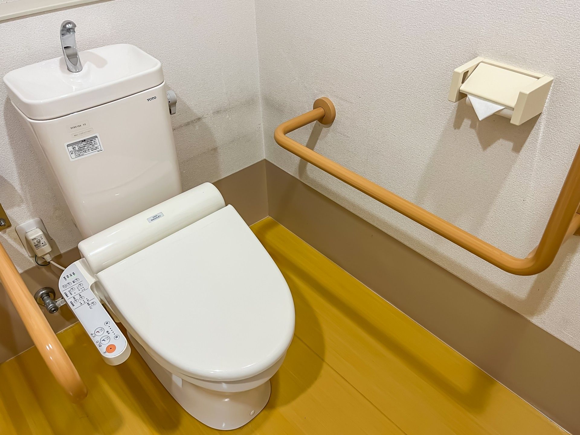 バリアフリー対応のトイレ