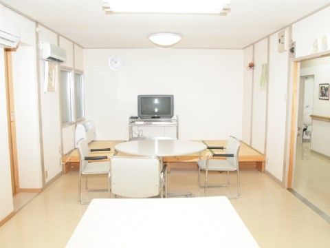 日々多くの入居者様で賑わう、楽しいお食事風景となっております。