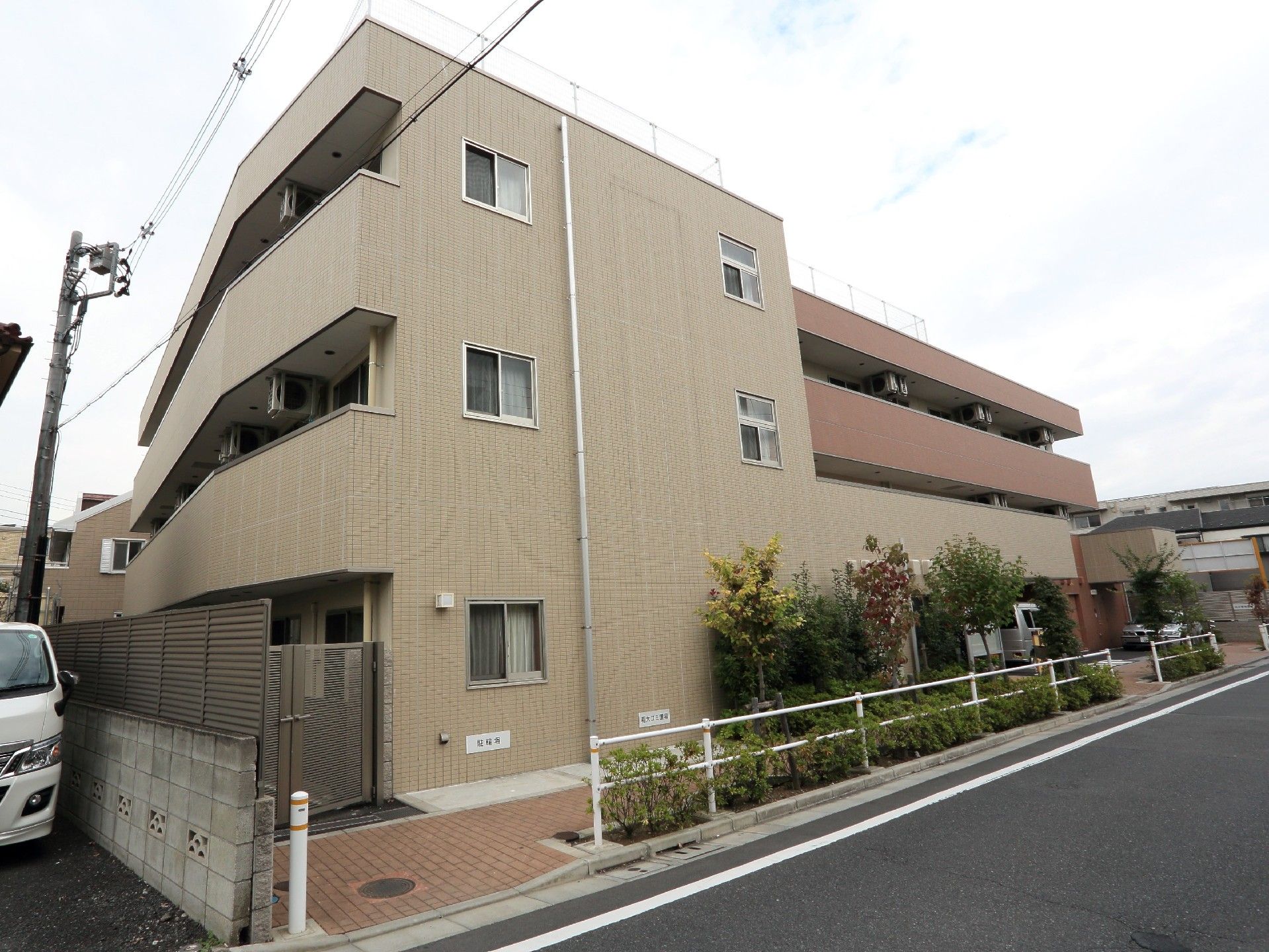 「ドーミーときわ台」外観。入居者様から親しみを持ってもらえる施設に！
