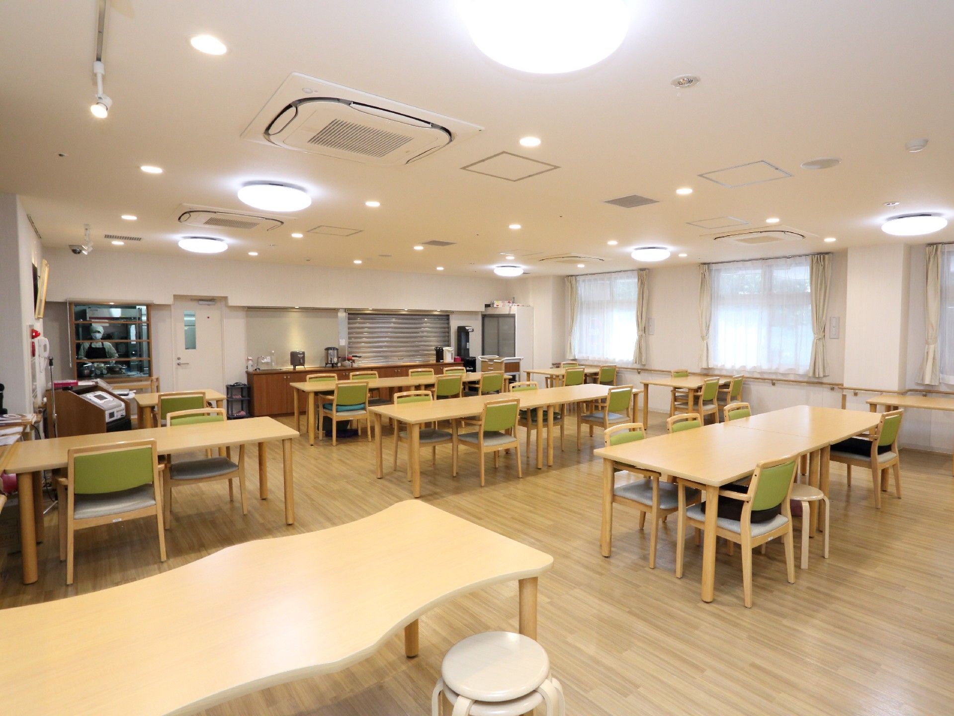 「ドーミーときわ台」食堂。今、旬の食材を使った絶品のお食事を！