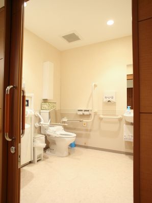 多機能トイレ