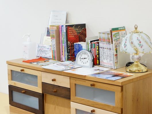 エントランスホールのローチェスト