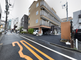 都市の静かな街並みの風景