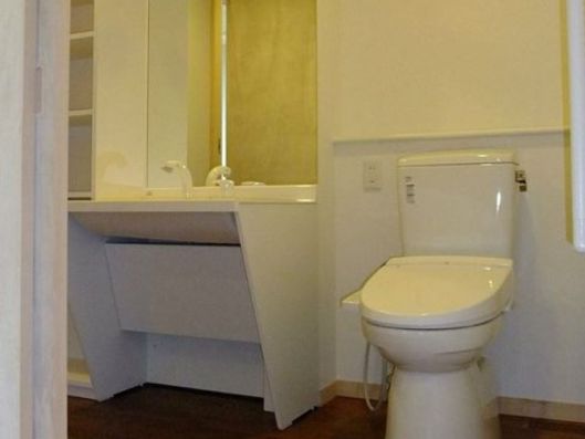 居室トイレ・洗面台