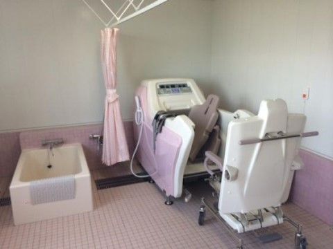 暖暖の里 仙台南の機械浴槽。専用の大きな機械浴槽のご用意がございます。毎日快適にご入浴いただけます。