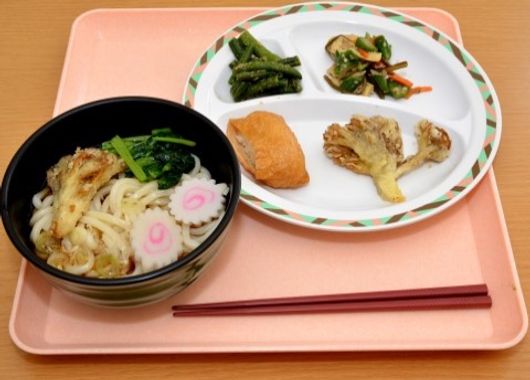 お食事
