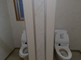 介護施設のトイレと洗面スペース