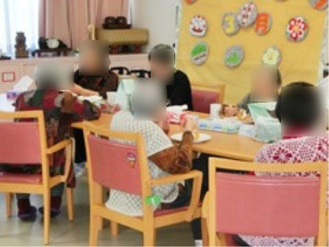 福田憩いの家のん地位場。日々の生活を多くの入居者様と仲良く・親睦を深めていただける施設環境となっております。