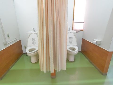 「アイホーム足利」トイレ。清潔感を保っていますので、安心してお使いできます。
