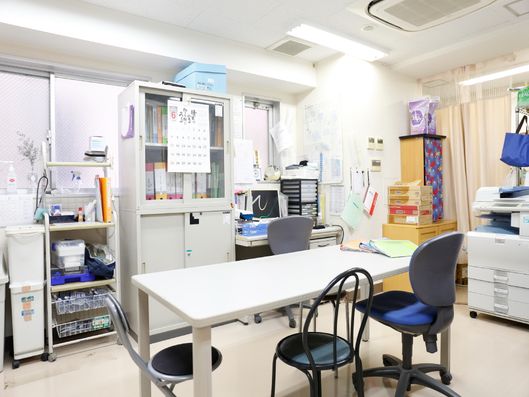 スタッフルーム1