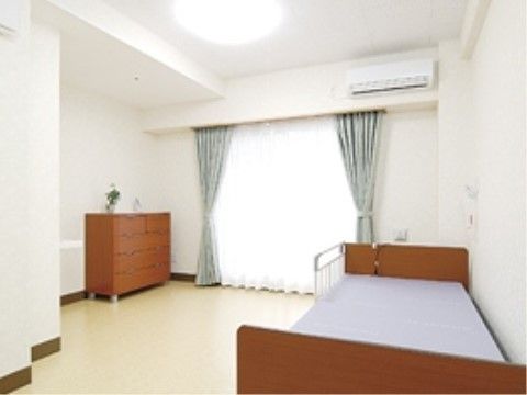はなことば 三浦の居室。居室を全て完全個室制としておりますので、毎日をご自宅のようにお過ごしいただけます。