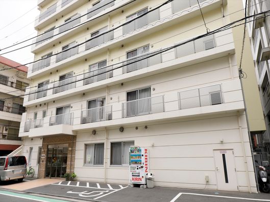 建物正面