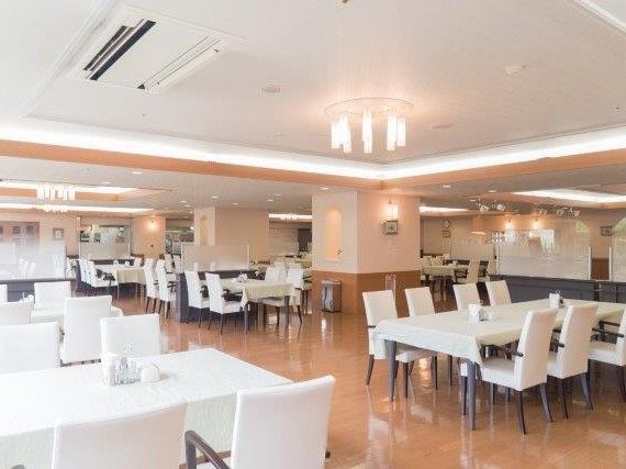 クラーチ溝の口の食事。新鮮な食材を使用したお料理は毎日できたて、温かいうちにご提供しております。