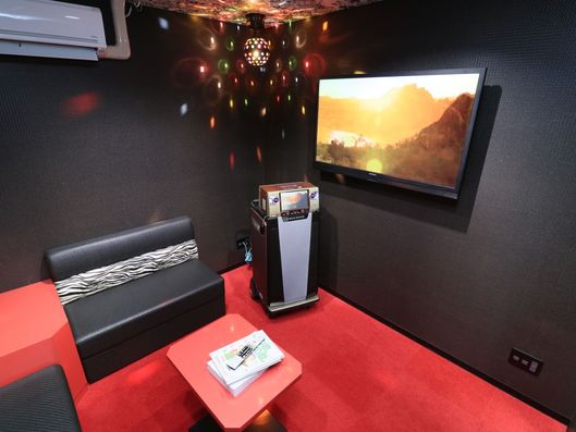 カラオケルーム