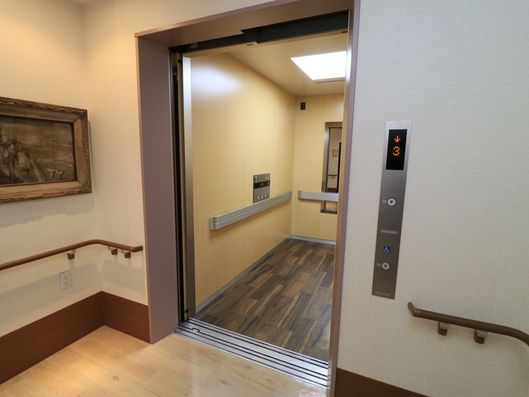 エレベーター